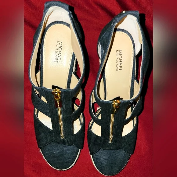 ‼️⁉️‼️Women's Michael Kors Damita Wedge Sandals⁉️‼️⁉️ Size: 9.5 - Picture 7 of 8